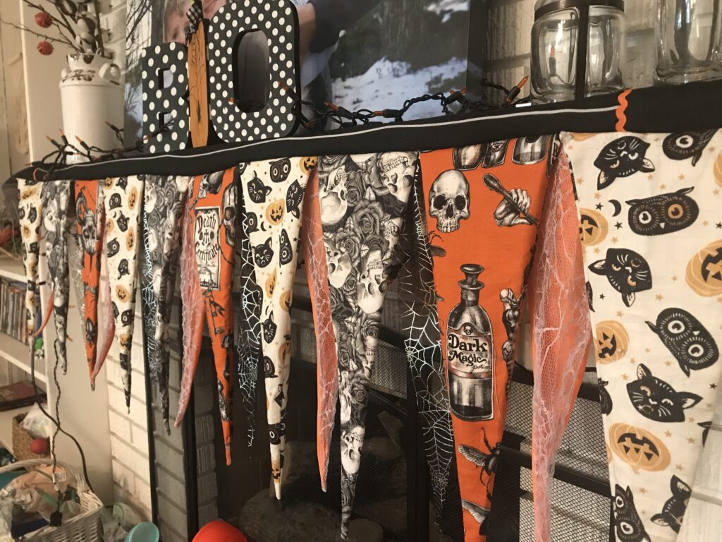 Halloween mantel scarf