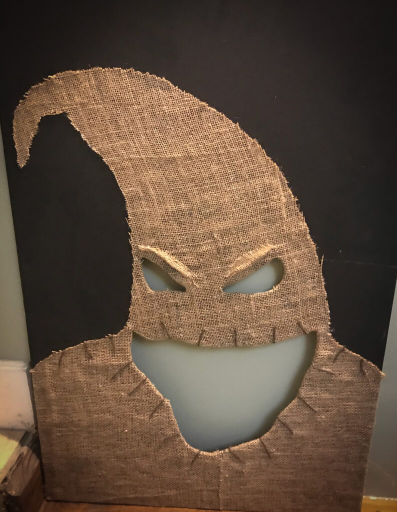 Oogie boogie toss game.