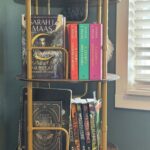 Top part of 5 tiered bookshelf