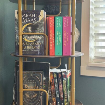 Bookshelf for Small Spaces